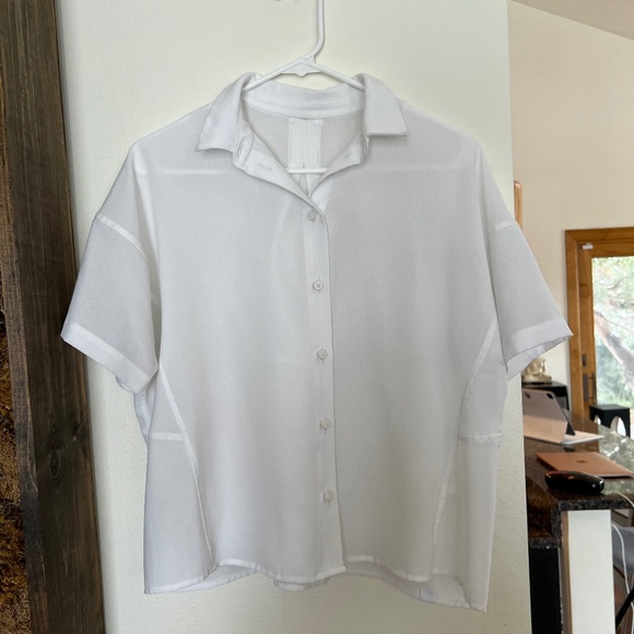 Lululemon Full Day Ahead Short Sleeve Shirt. Size 6 - Picture 1 of 7